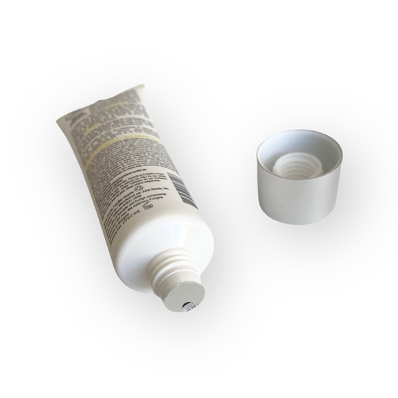 new Juice Beauty  Green Apple Cleanser  Organic Ingredients  Luxury Travel  - Picture 10 of 14